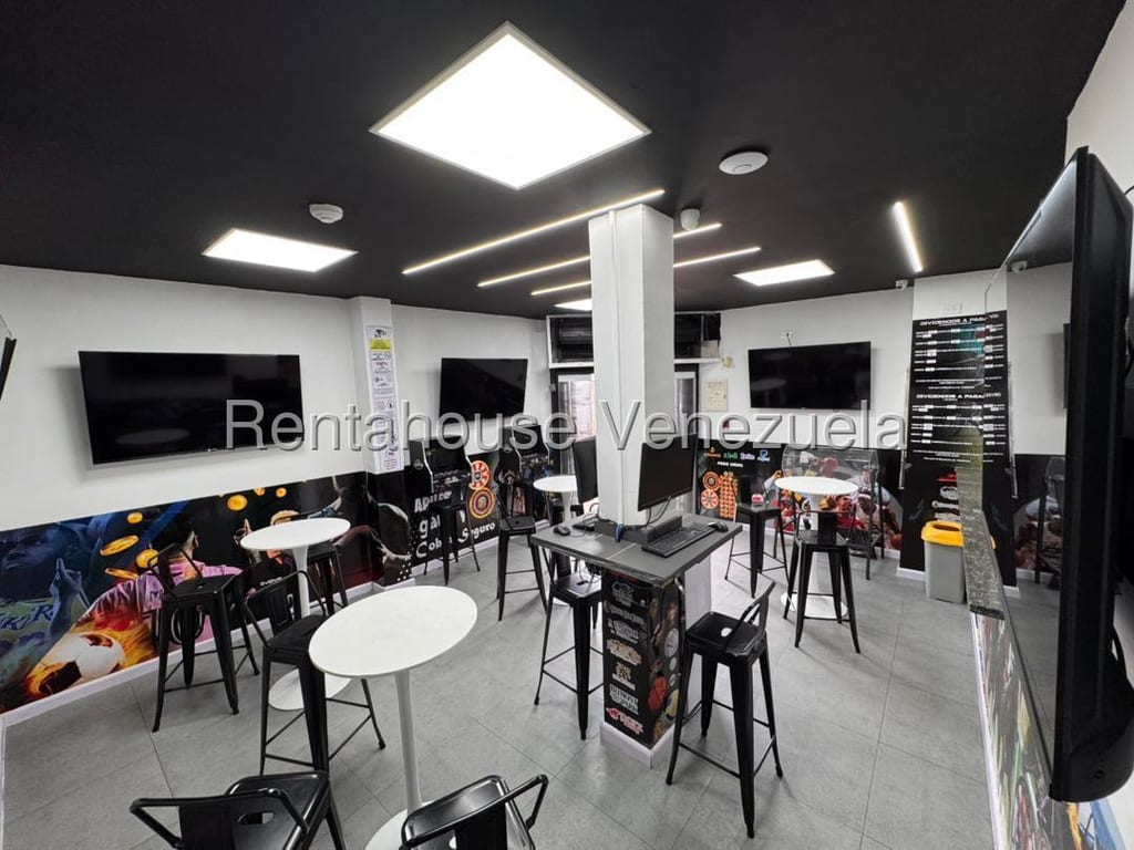 Local comercial en Boleíta Norte, Caracas - 1