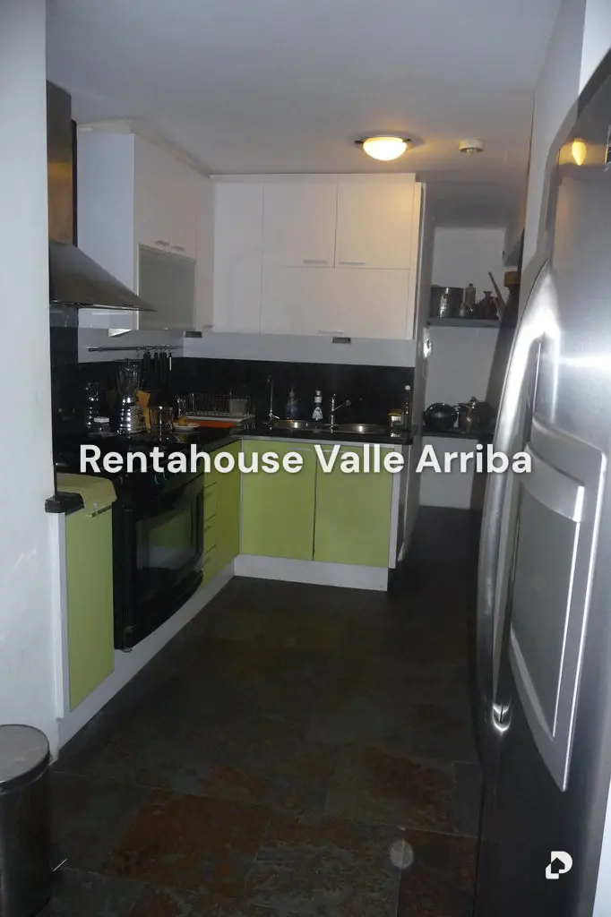 Apartamento en Los Palos Grandes, Caracas – 12