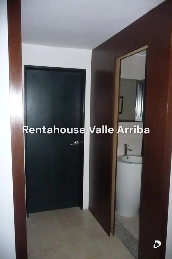 Apartamento en Los Palos Grandes, Caracas – 29