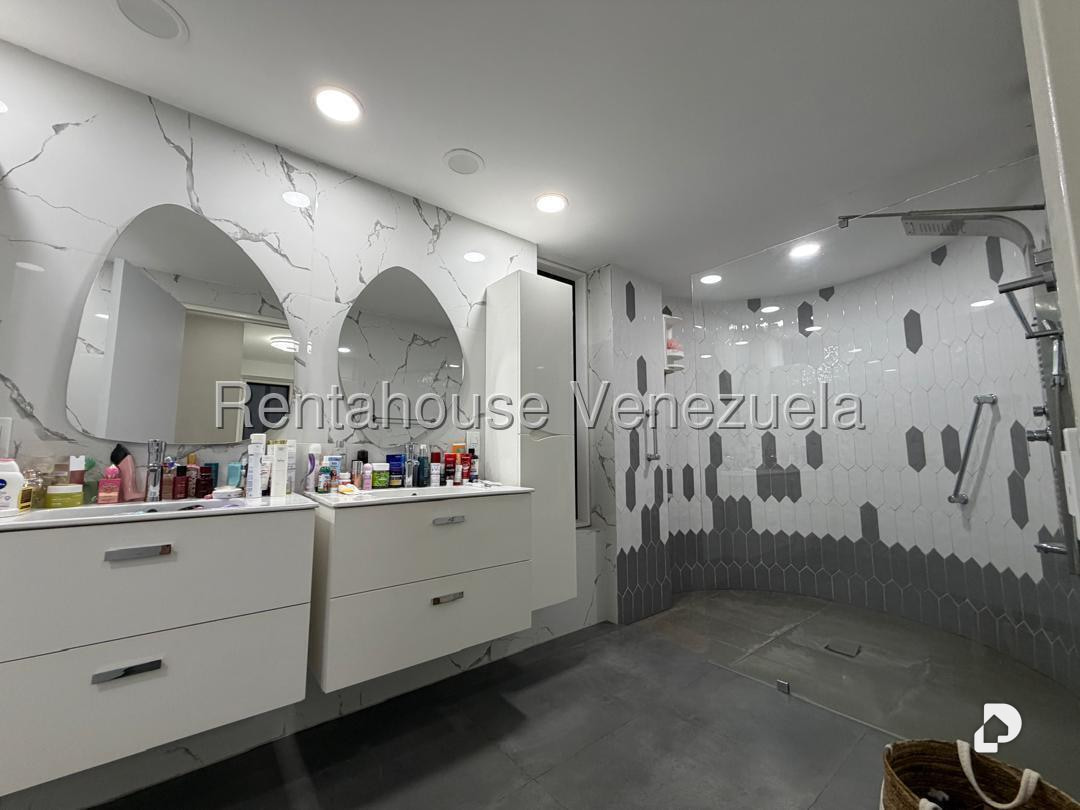 Apartamento en La Castellana, Caracas – 11