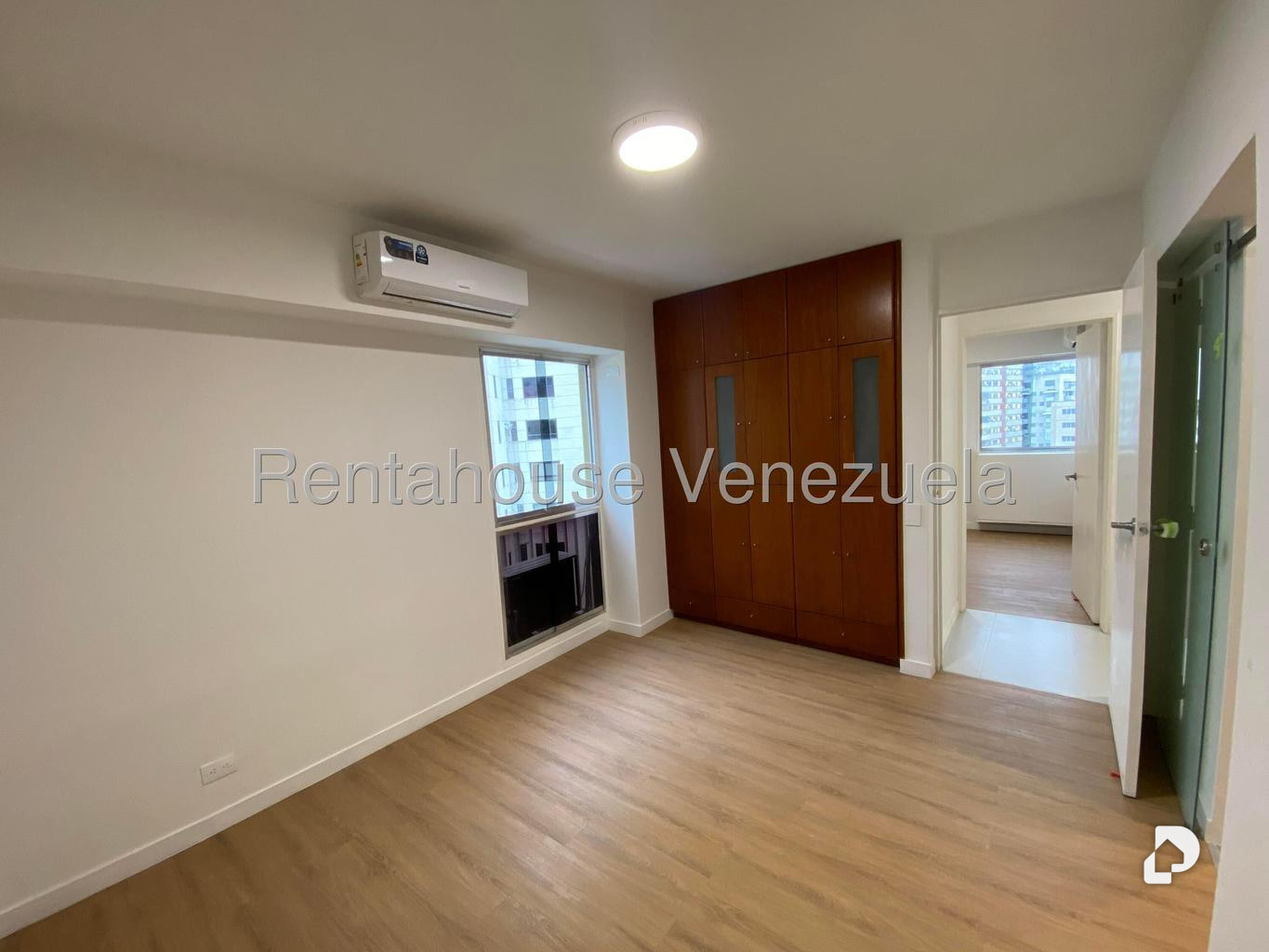 Apartamento en Los Palos Grandes, Caracas – 14