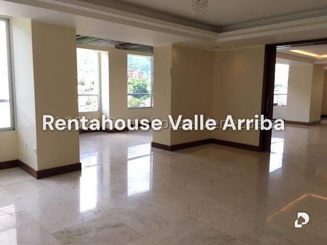 Apartamento en La Florida, Caracas – 14