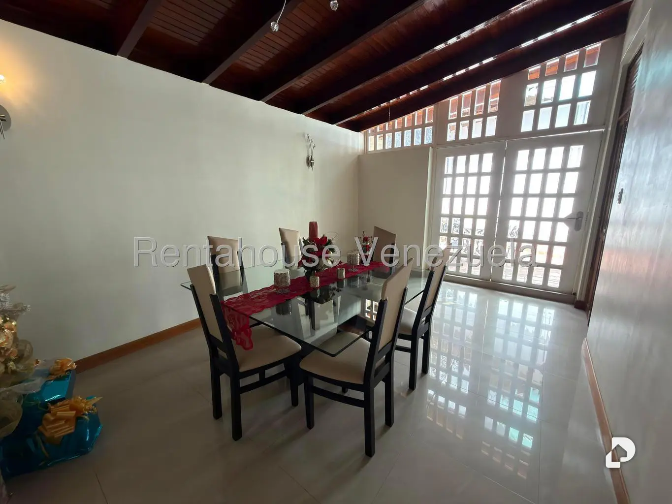Casa en Prados del Este, Caracas – 11