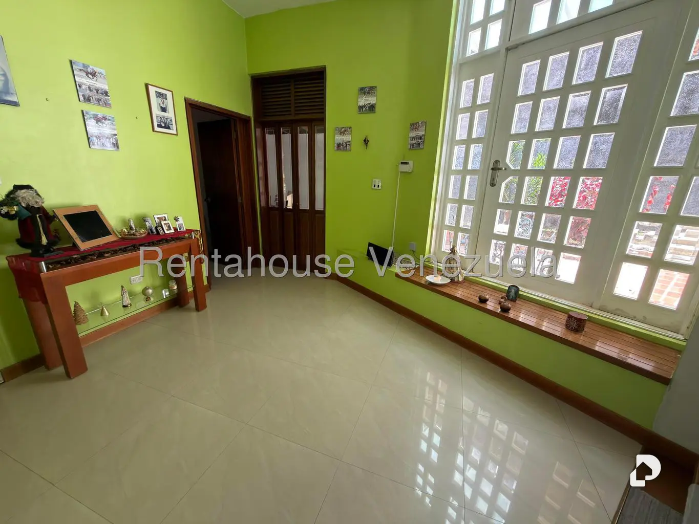 Casa en Prados del Este, Caracas – 12