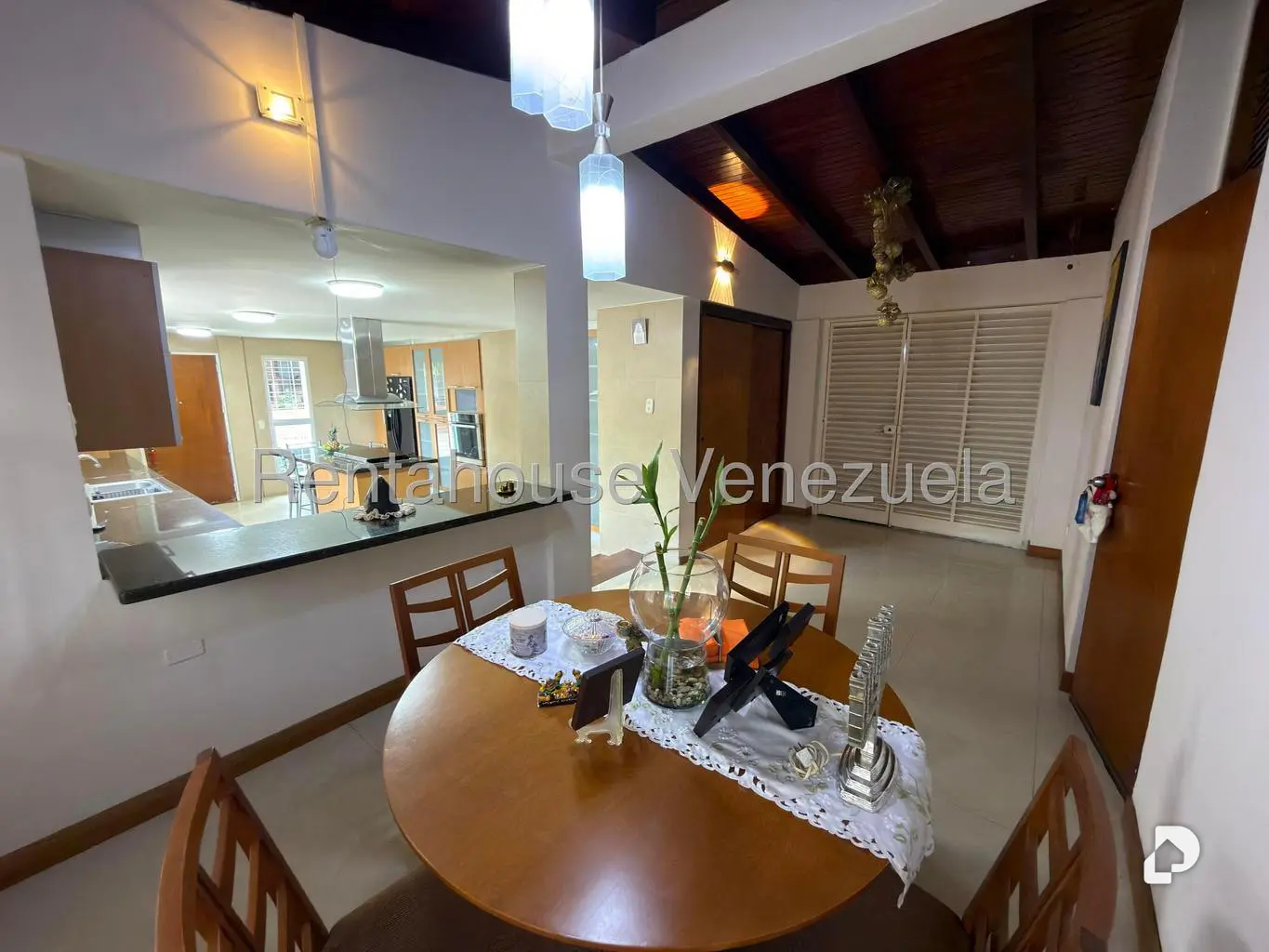 Casa en Prados del Este, Caracas – 10