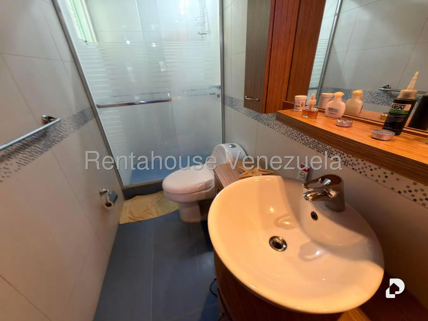 Casa en Prados del Este, Caracas – 26