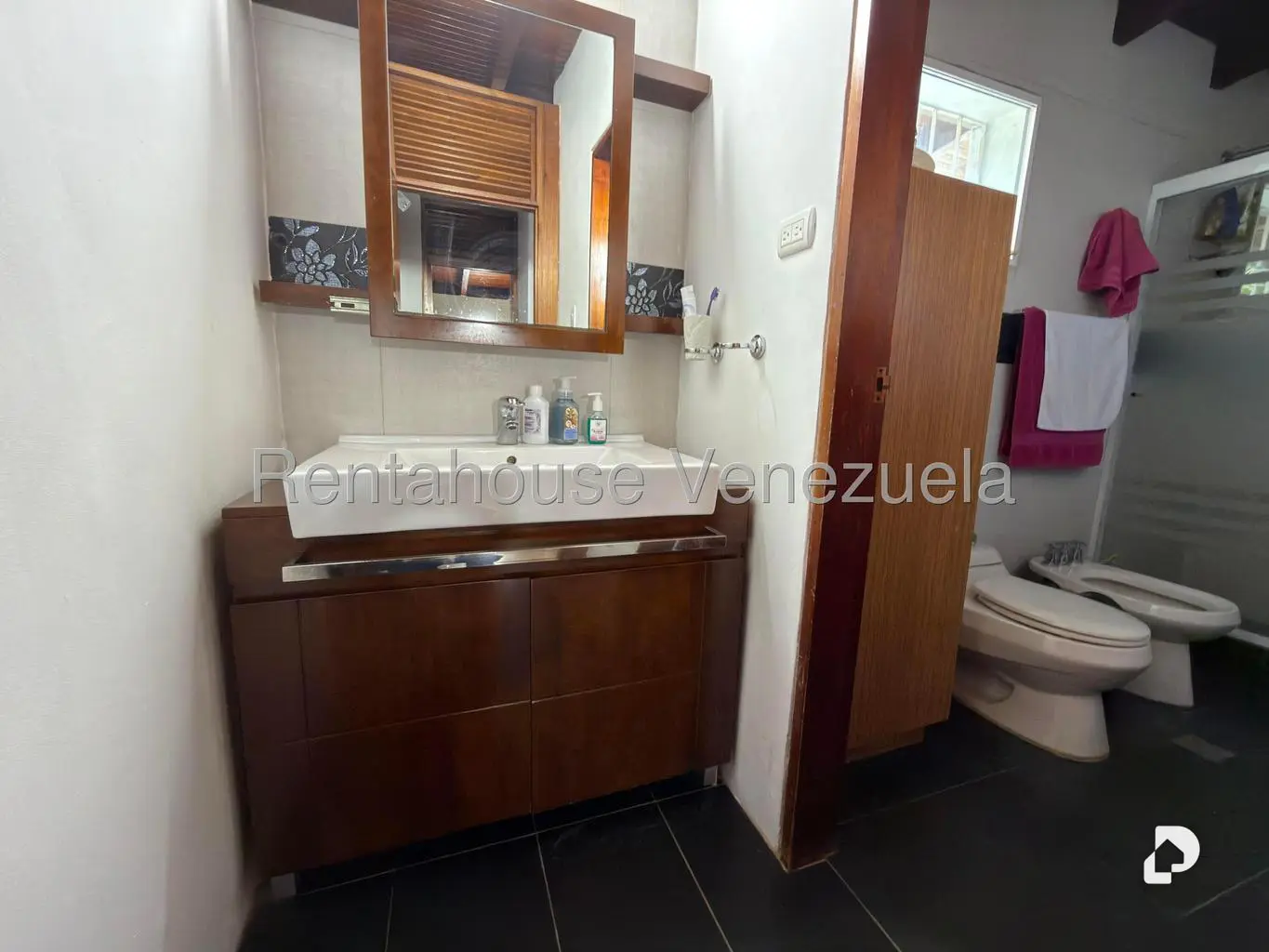 Casa en Prados del Este, Caracas – 21