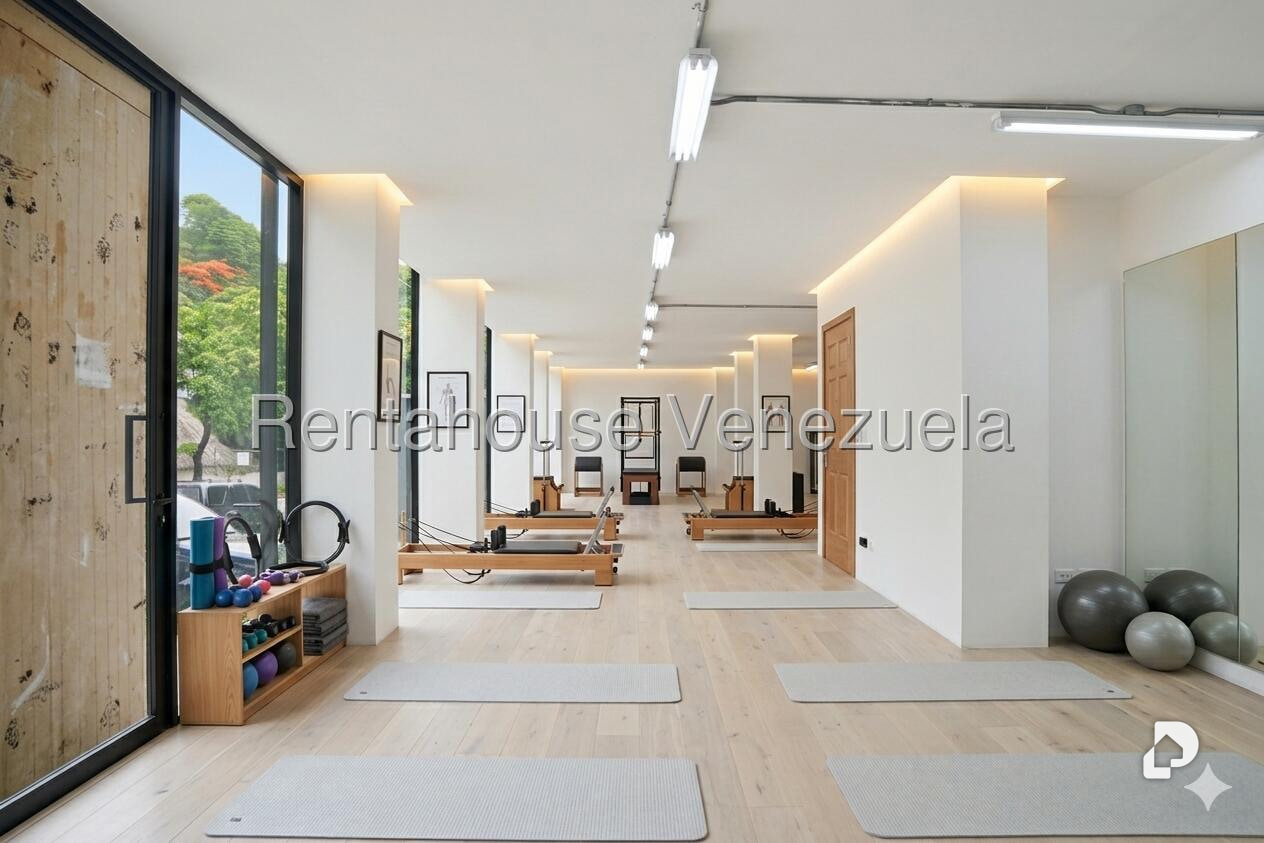 Local comercial en Chuao, Caracas – 6