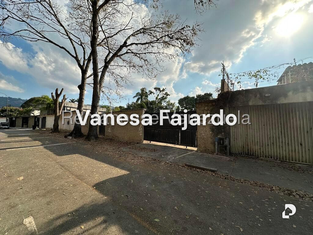 Terreno en El Cafetal, Caracas – 11