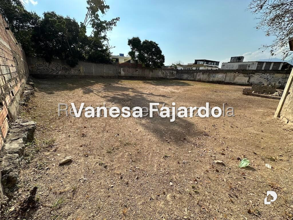 Terreno en El Cafetal, Caracas – 1