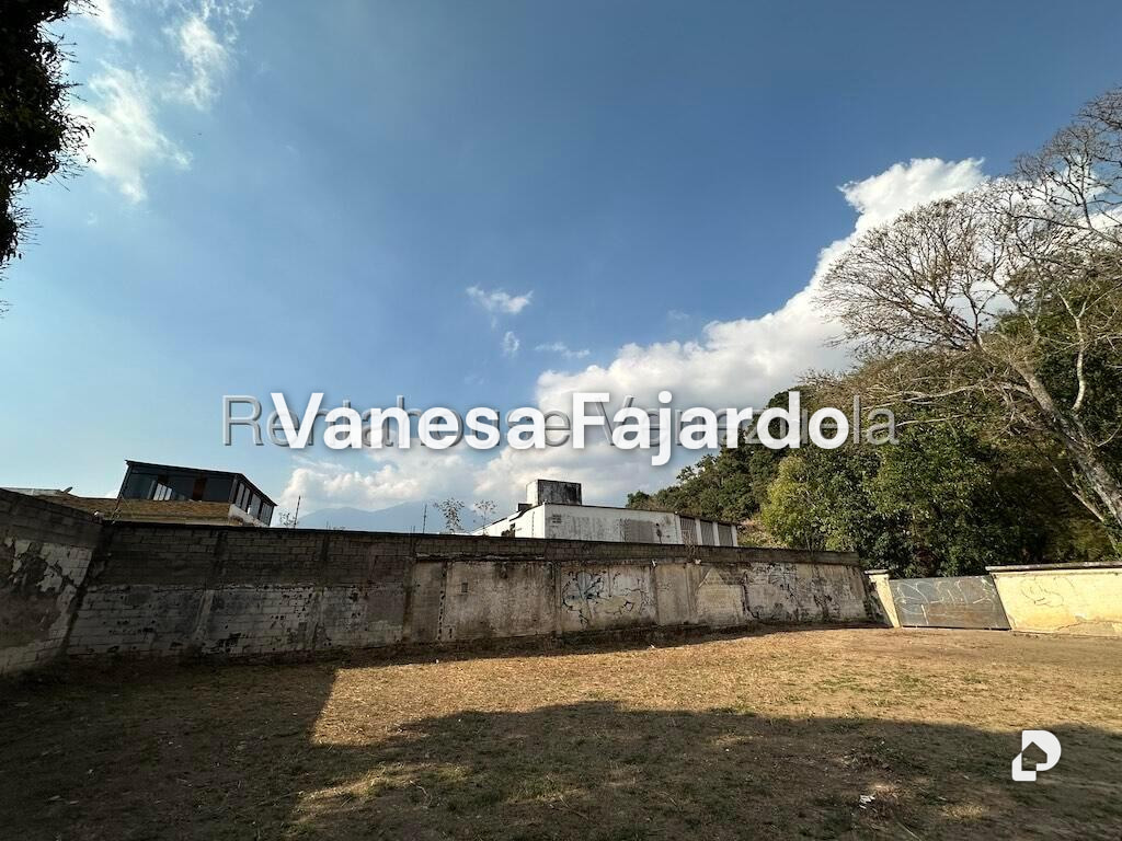 Terreno en El Cafetal, Caracas – 8