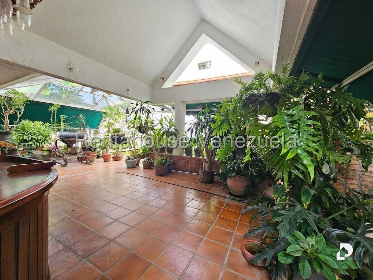 Casa en Alto Prado, Caracas – 27