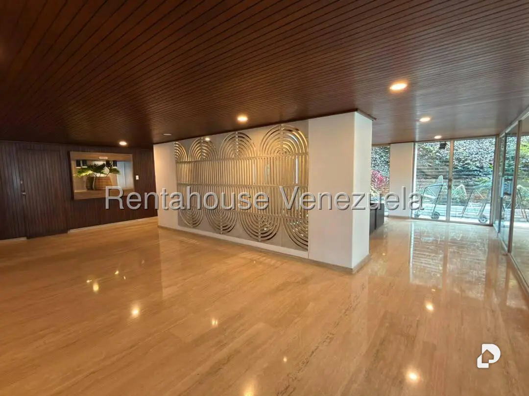 Apartment in Las Mercedes, Caracas – 4