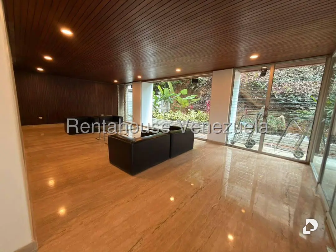 Apartment in Las Mercedes, Caracas – 5