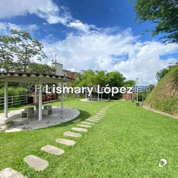 Apartamento en Miravila, Caracas – 10
