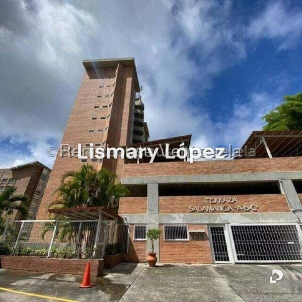 Apartamento en Miravila, Caracas – 17