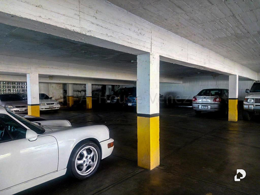 Apartamento en Colinas de Bello Monte, Caracas – 18