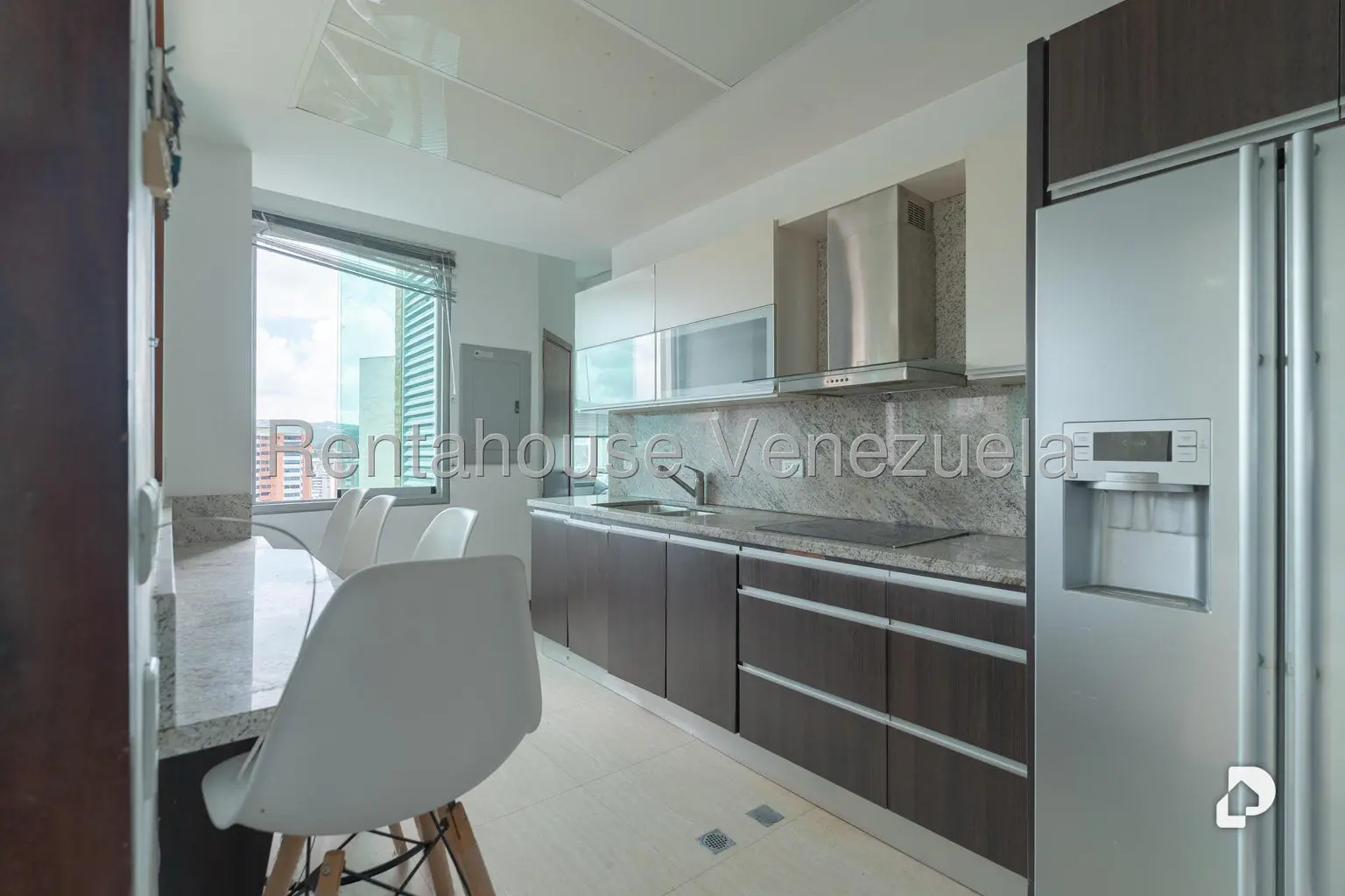 Apartamento en Las Mesetas de Santa Rosa de Lima, Caracas – 9