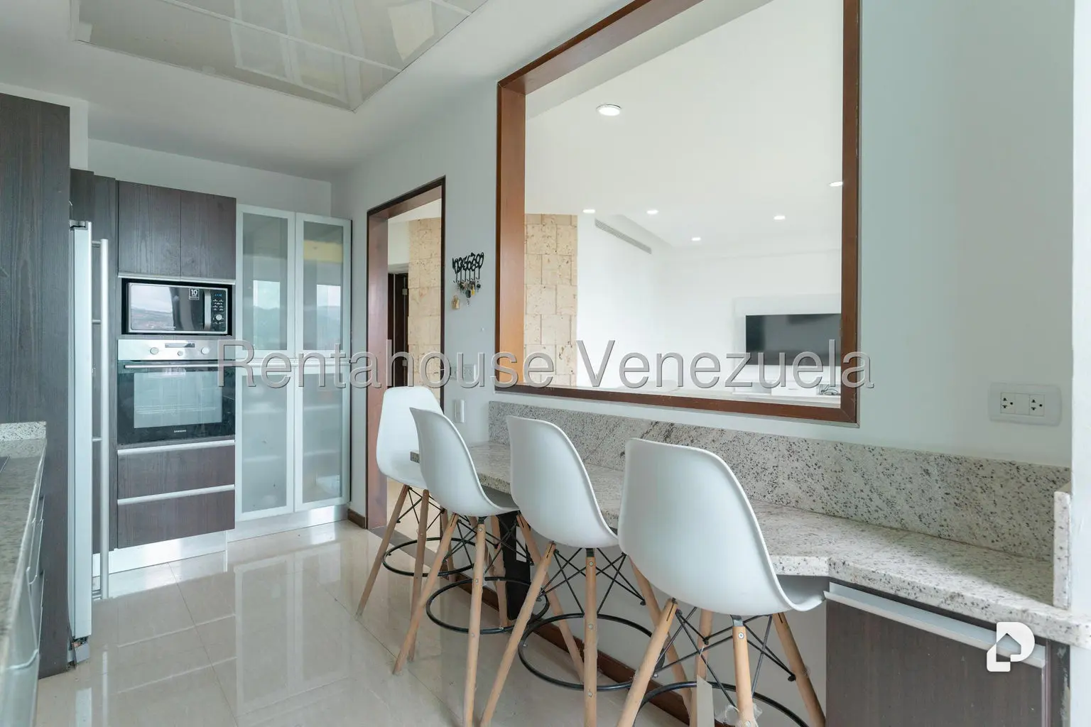 Apartamento en Las Mesetas de Santa Rosa de Lima, Caracas – 10