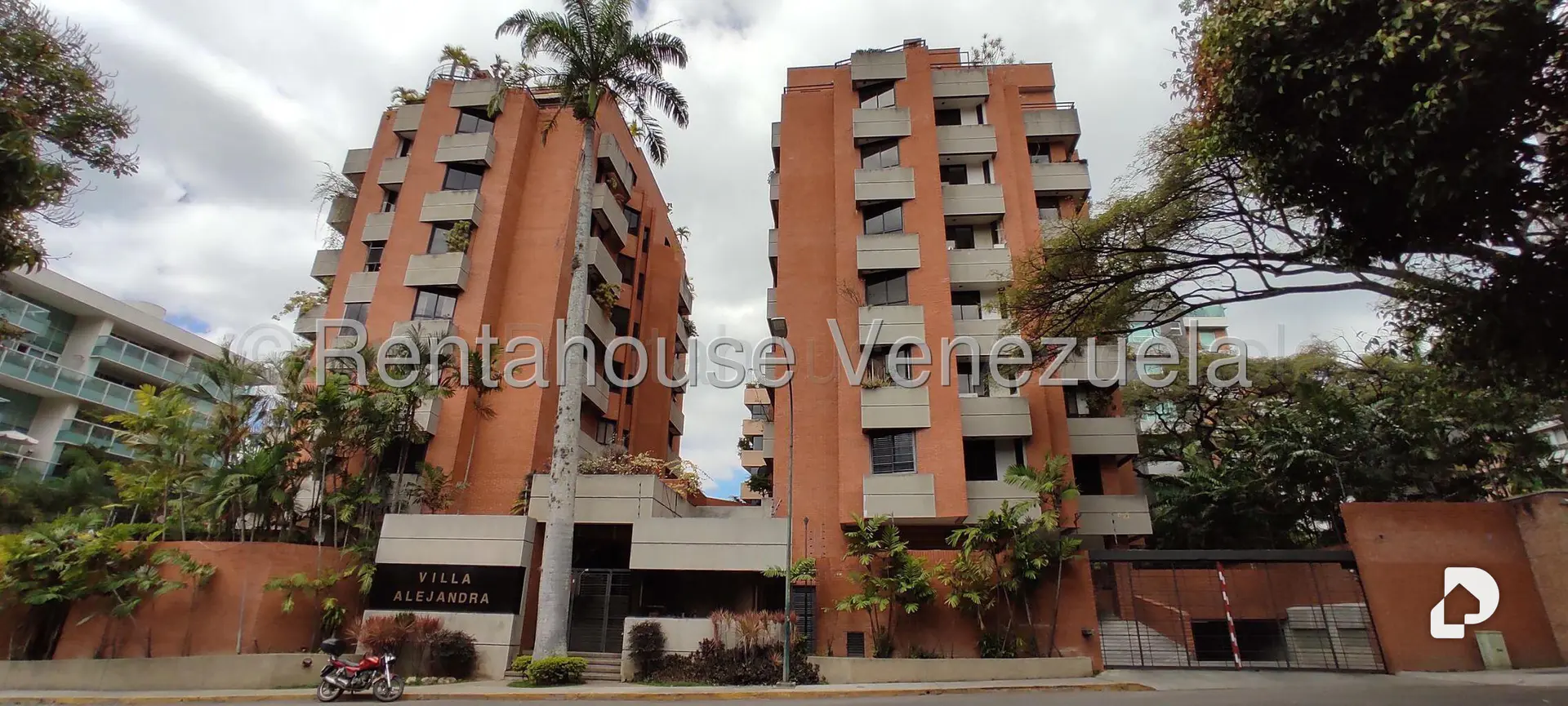 Apartment in Campo Alegre, Caracas – 1