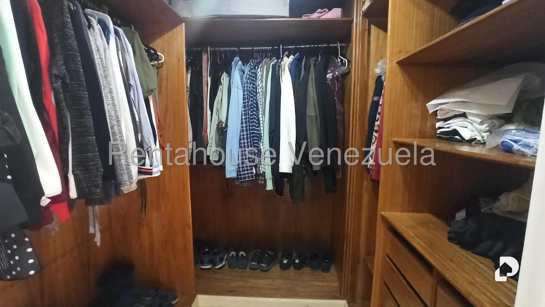 Apartment in Campo Alegre, Caracas – 22