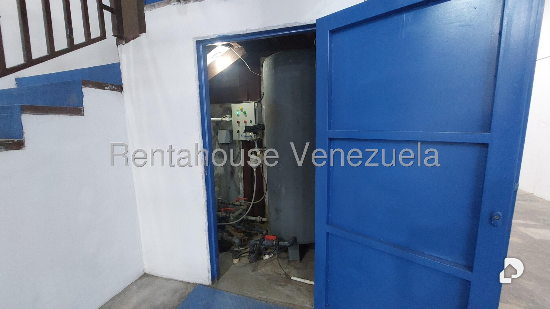 Local comercial en Prado de María, Caracas – 7