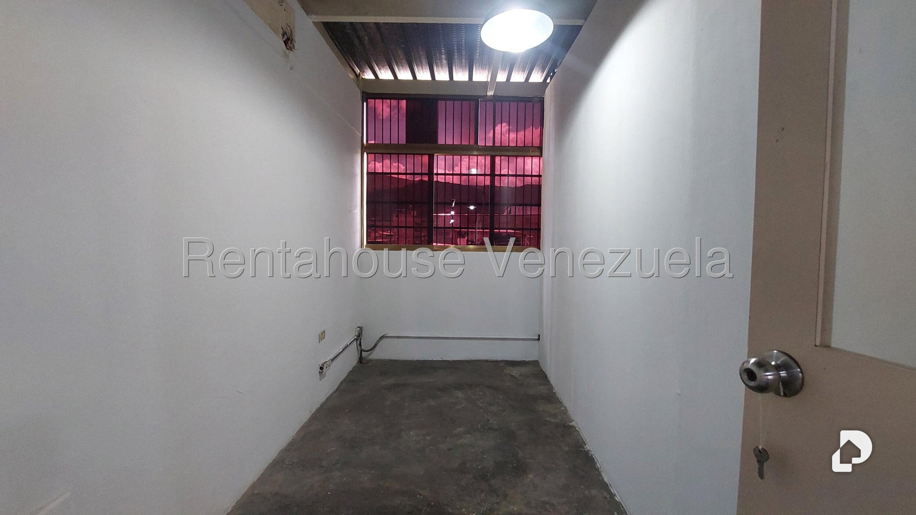 Local comercial en Prado de María, Caracas – 20