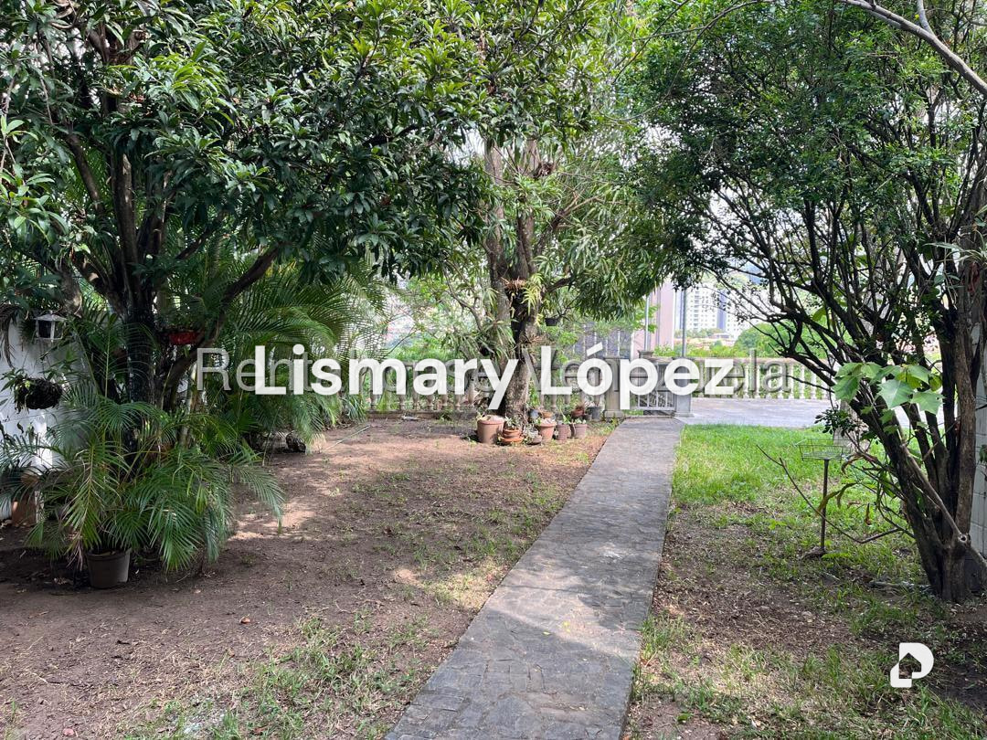 Casa en Macaracuay, Caracas – 15