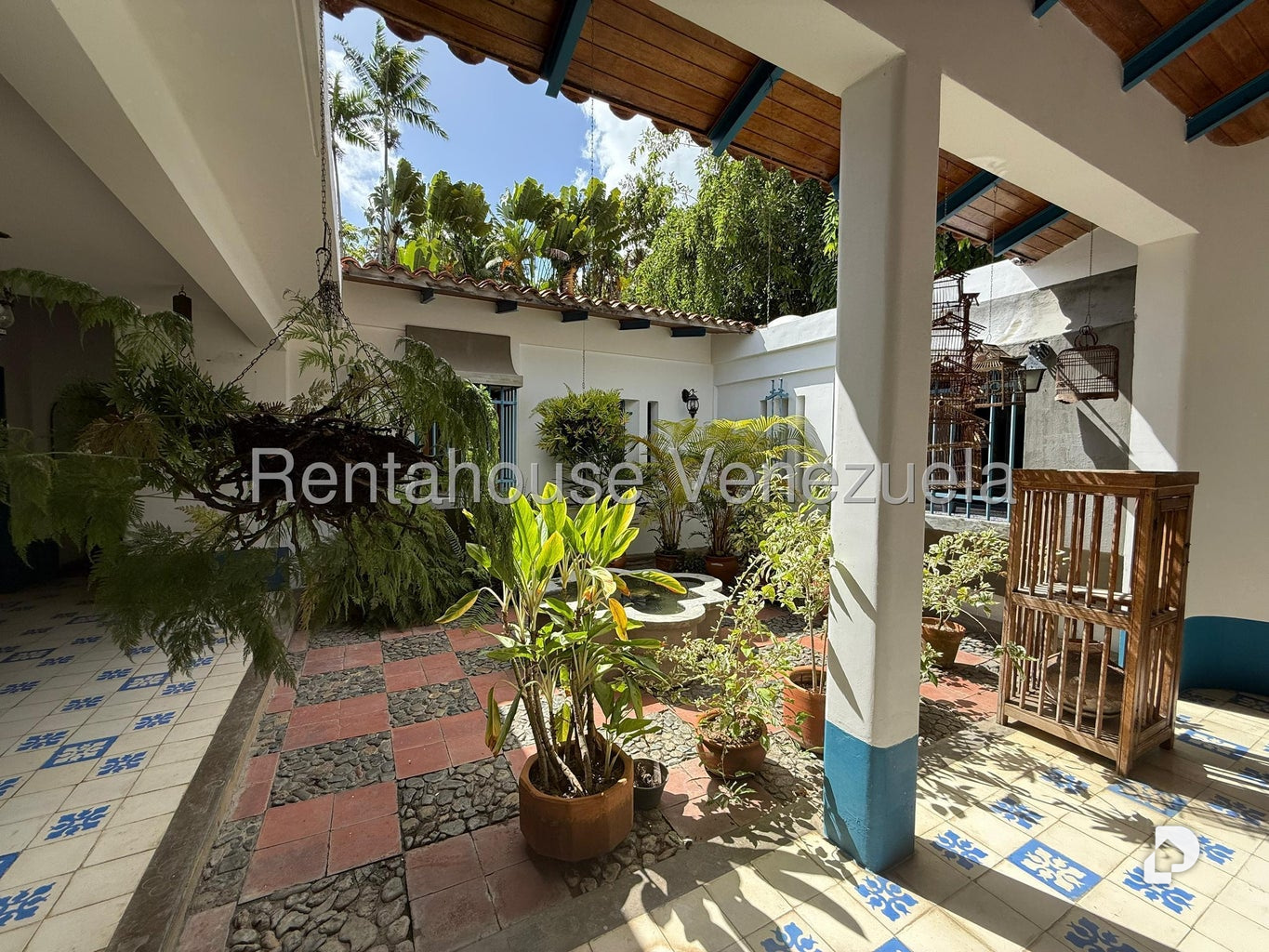 Casa en Cerro Verde, Caracas – 8