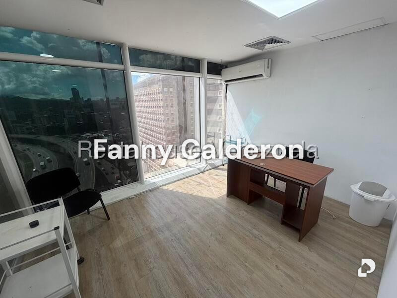 Oficina en El Recreo, Caracas – 22