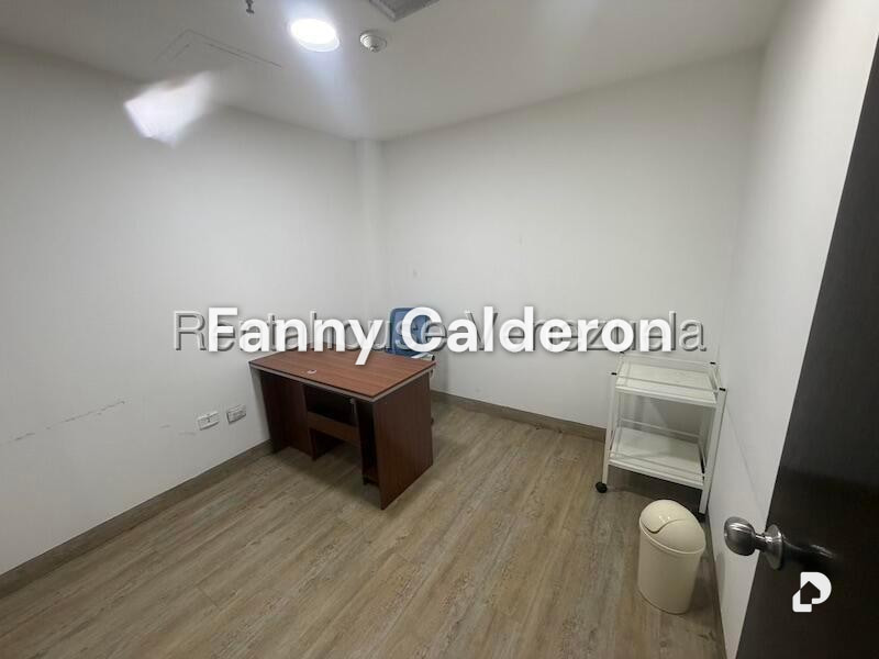 Oficina en El Recreo, Caracas – 12