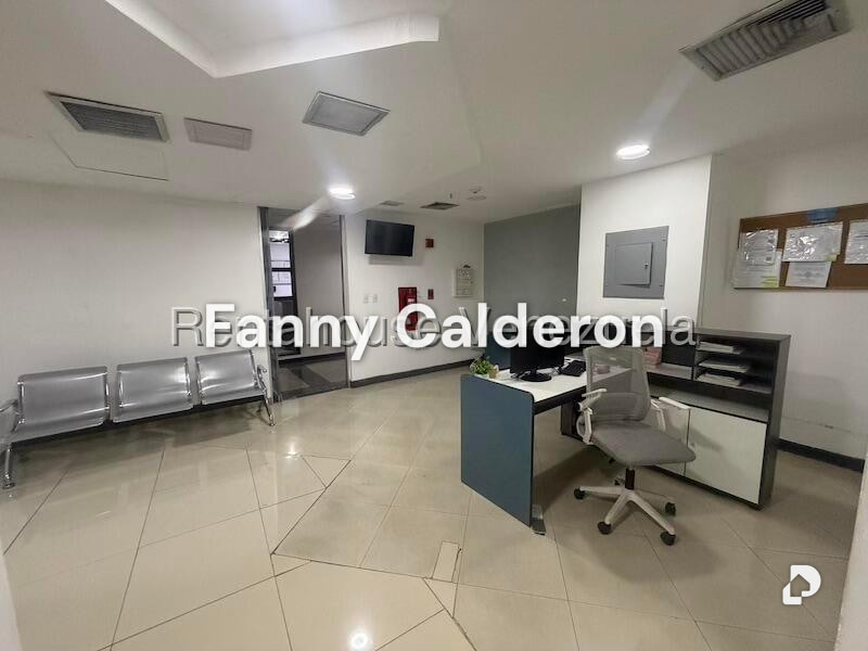 Oficina en El Recreo, Caracas – 29
