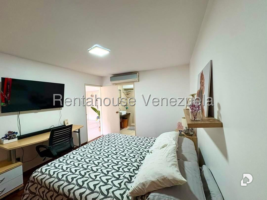 Apartamento en Colinas de Bello Monte, Caracas – 13