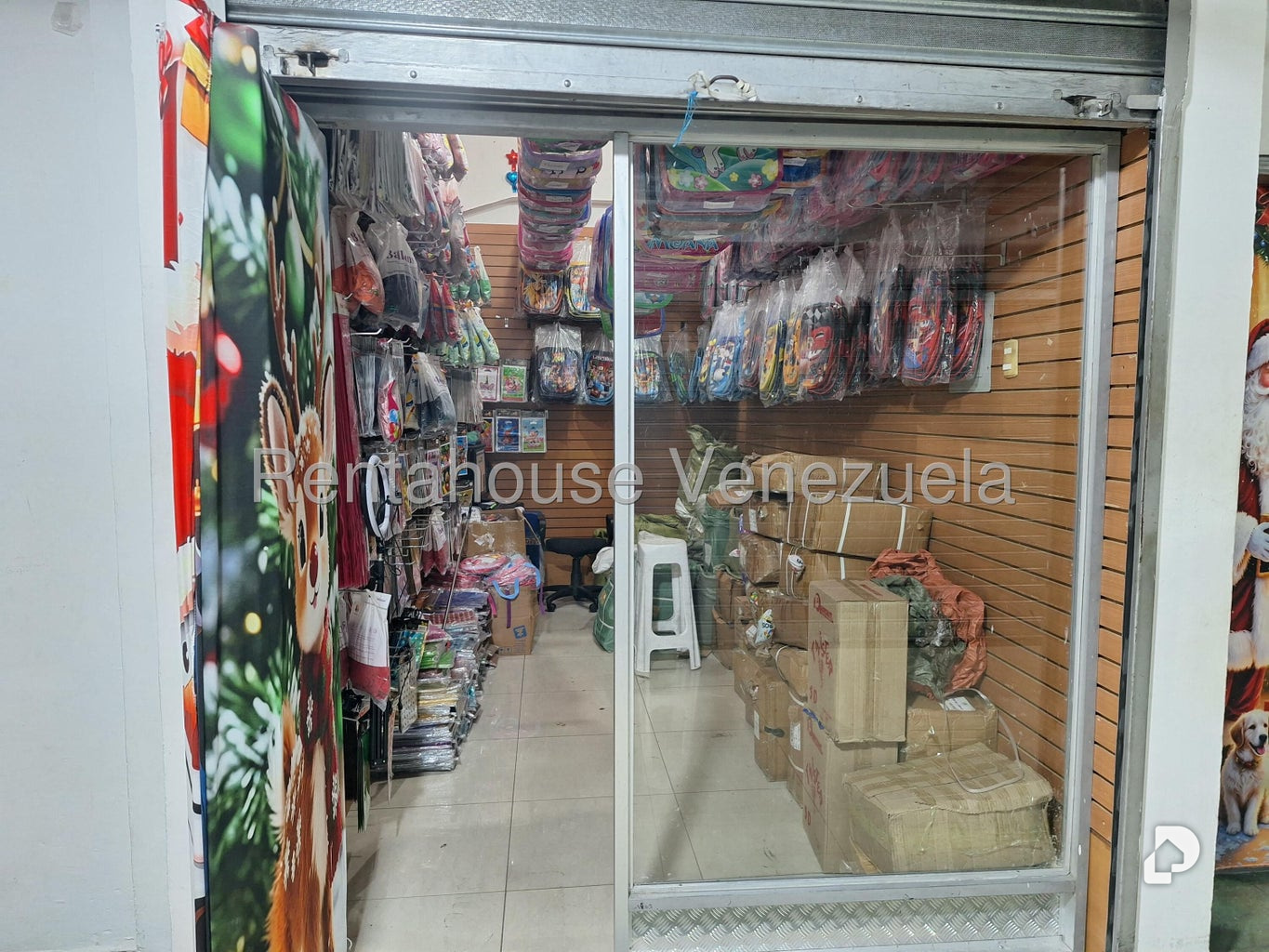 Local comercial en Parroquia La Candelaria, Caracas – 2