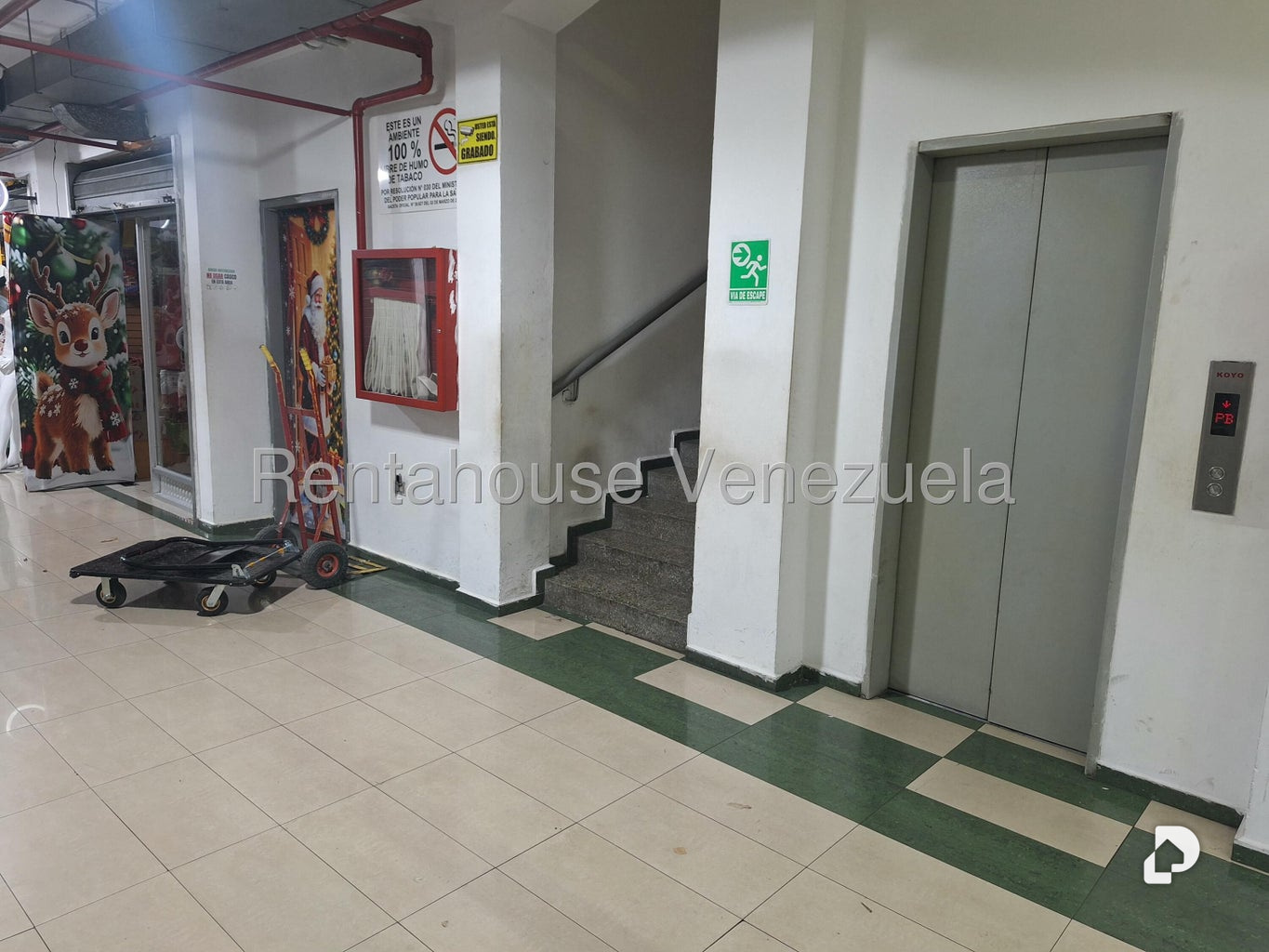 Local comercial en Parroquia La Candelaria, Caracas – 6