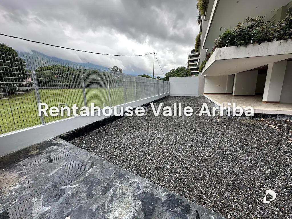 Apartamento en Campo Alegre, Caracas – 18