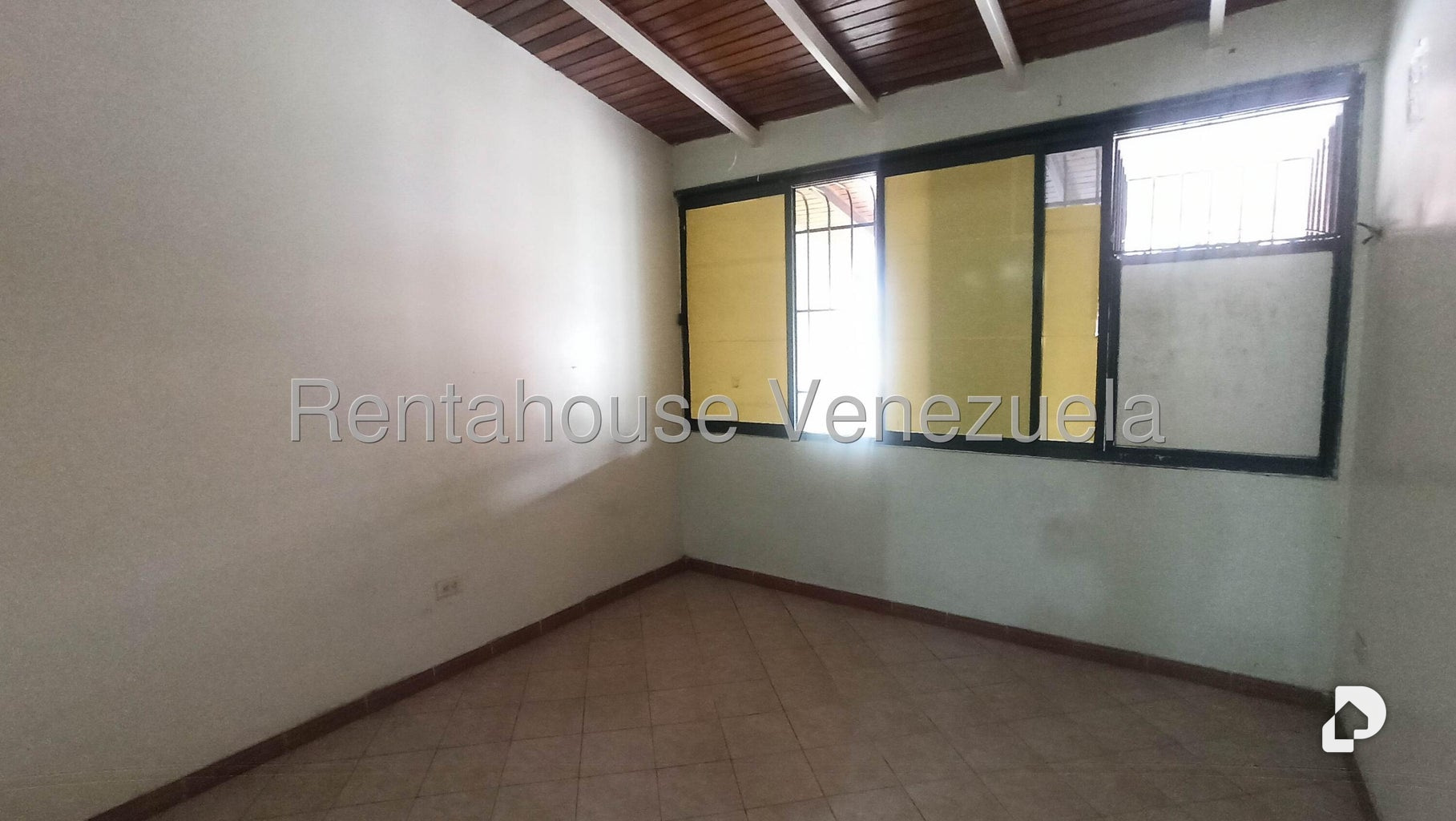 Casa en Valle Arriba, Guatire – 12