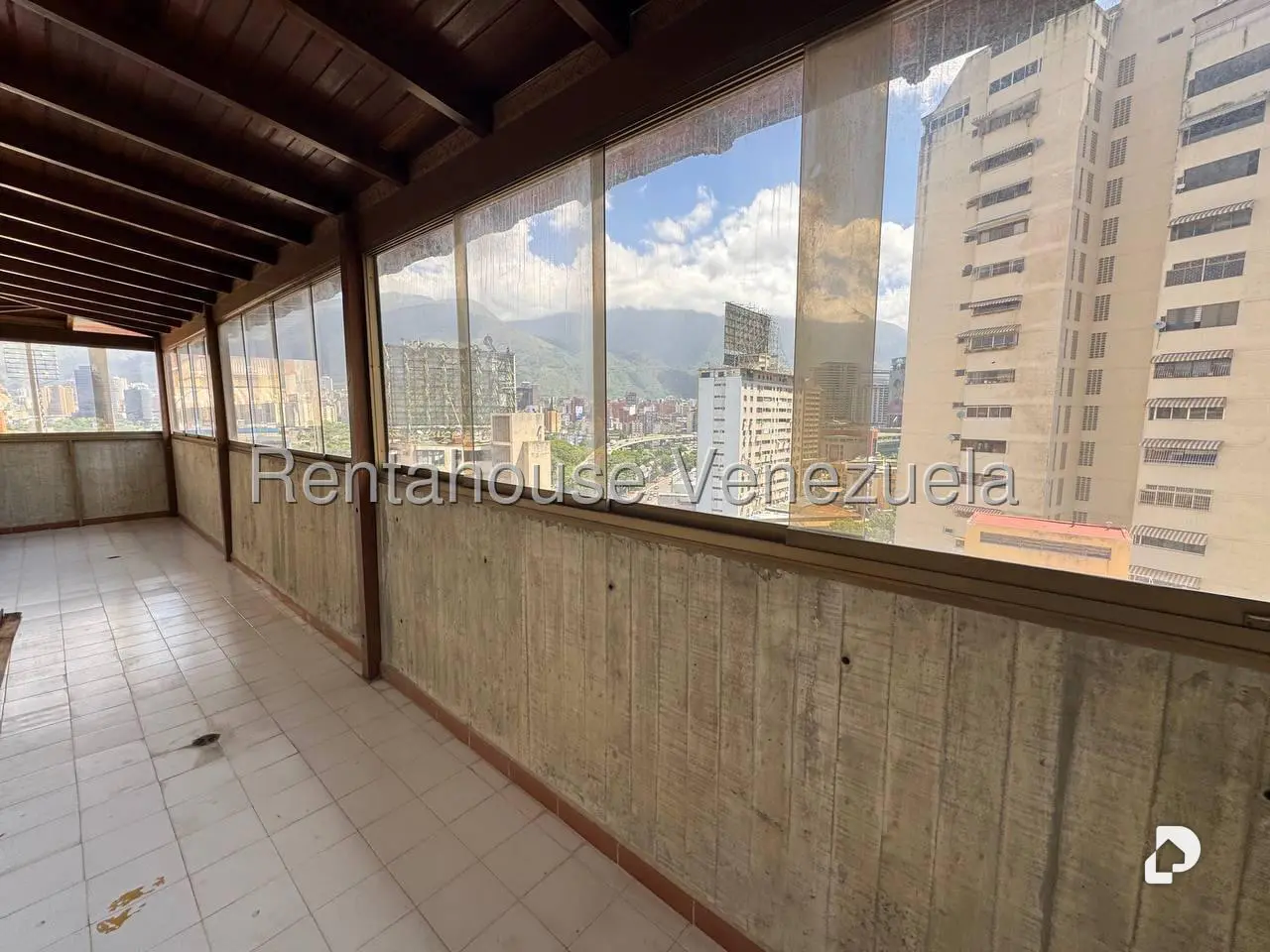 Penthouse en Colinas de Bello Monte, Caracas – 31