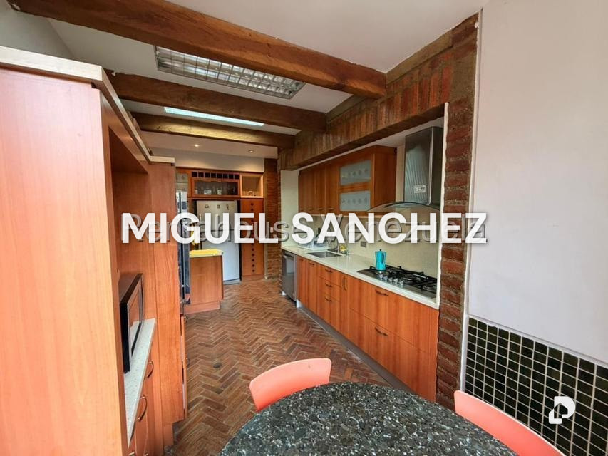 Apartment in Los Palos Grandes, Caracas – 8