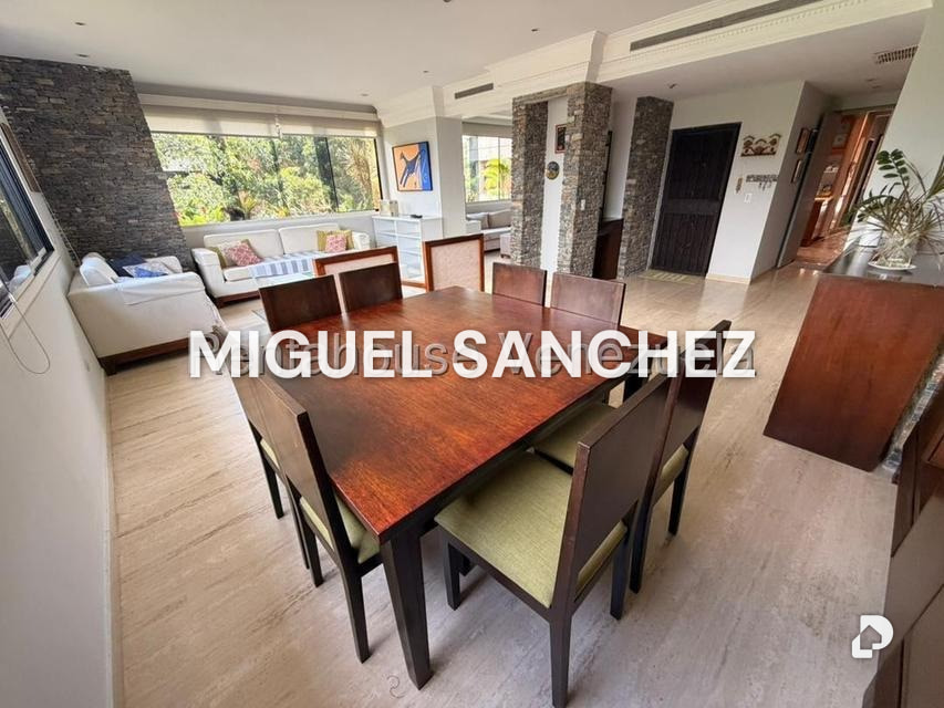 Apartment in Los Palos Grandes, Caracas – 3