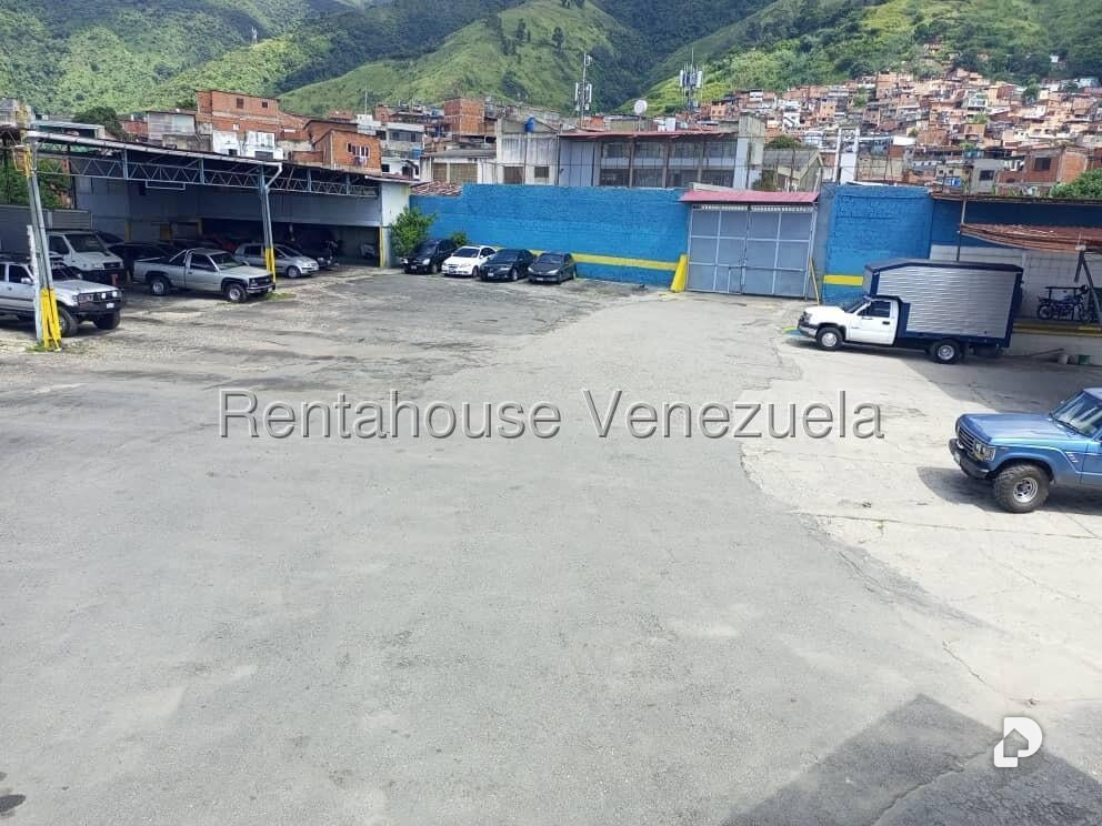 Garaje/Estacionamiento en Catia, Caracas – 10
