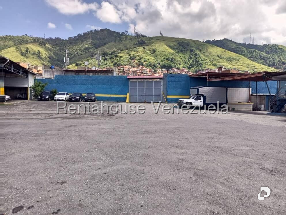 Garaje/Estacionamiento en Catia, Caracas – 21