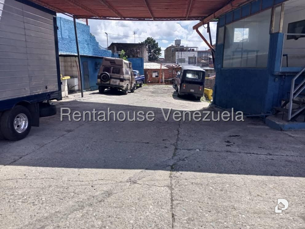 Garaje/Estacionamiento en Catia, Caracas – 26