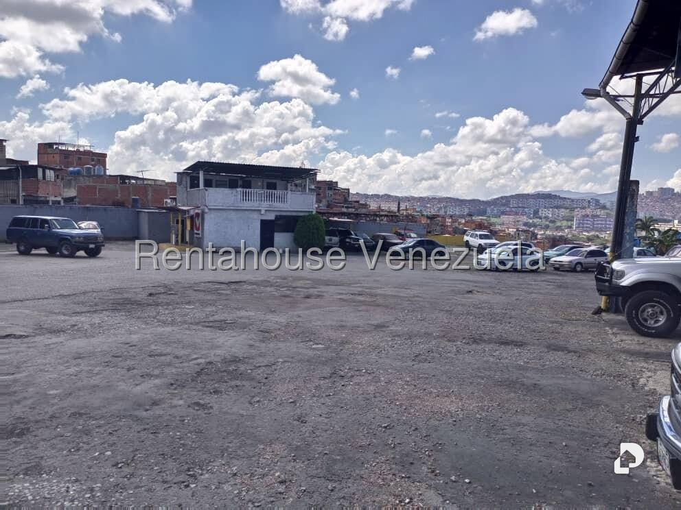 Garaje/Estacionamiento en Catia, Caracas – 29