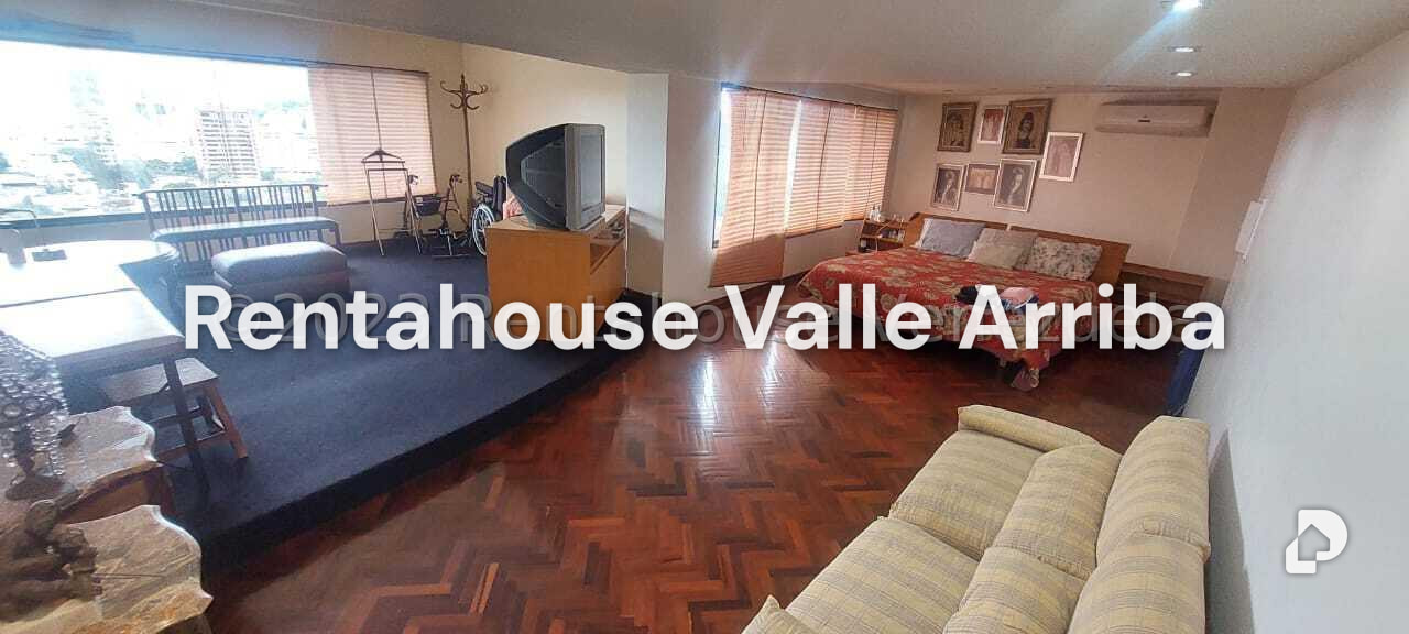 Casa en Alta Florida, Caracas – 11