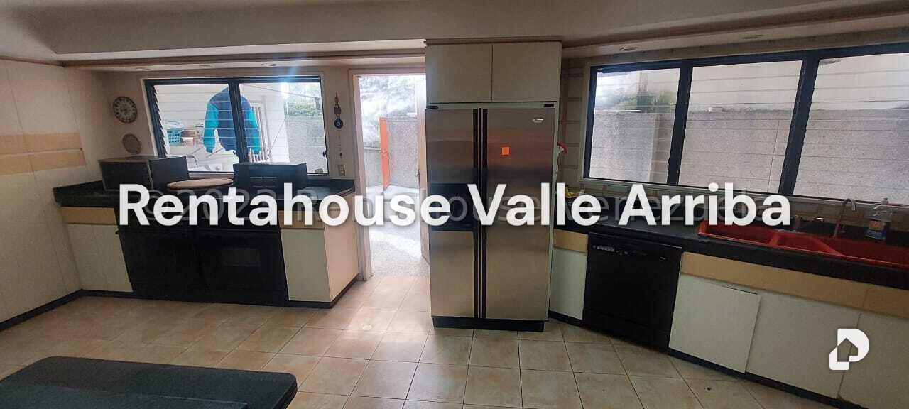 Casa en Alta Florida, Caracas – 9