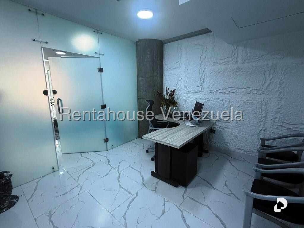 Local comercial en Boleíta Norte, Caracas – 12