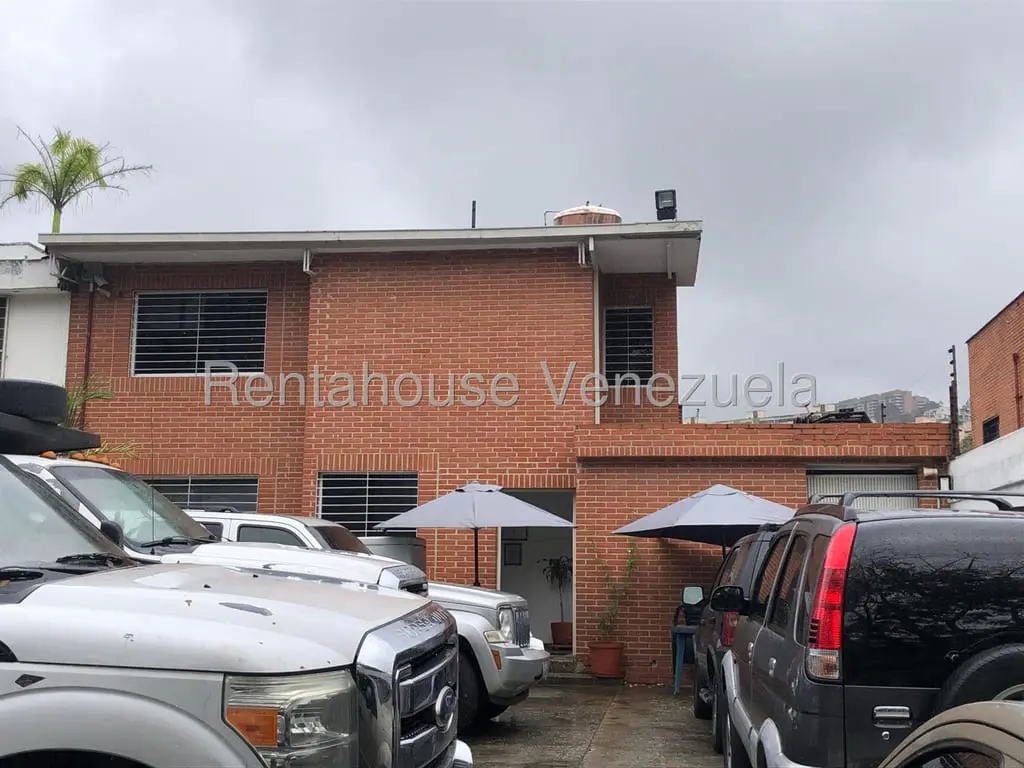 Local comercial en La Trinidad, Caracas - 1