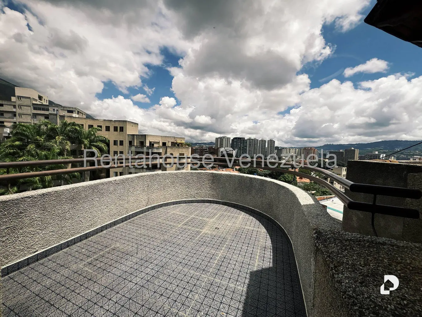Apartamento en Santa Eduvigis, Caracas – 29