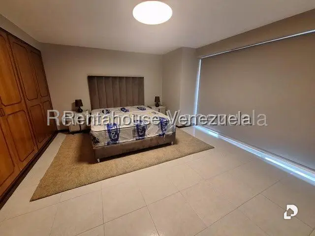 Apartamento en Santa Eduvigis, Caracas – 11